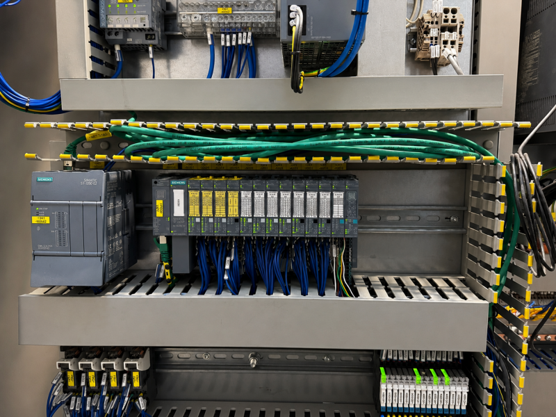 Siemens SIMATIC S5/S7 und TIA Portal – SPS‑Programmierung für industrielle Anlagen